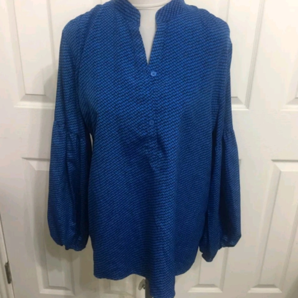 Dora by Dora Landa Blue Black Henley Blouse Top